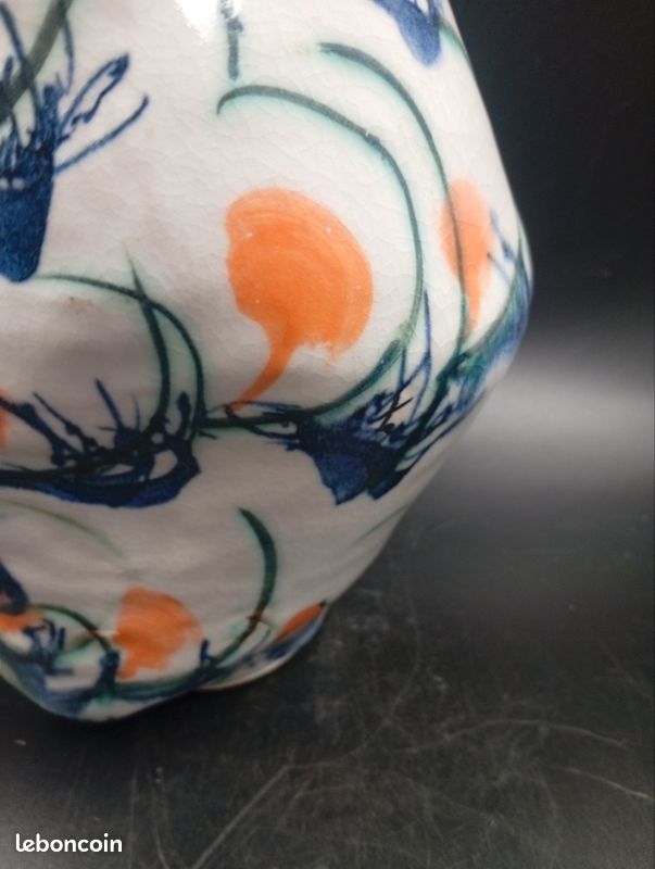 Vase céramique style Thaï (bleu, jaune & blanc) pour Vous ou Affaire