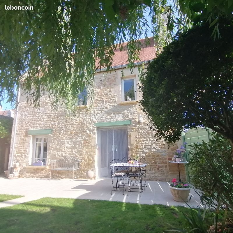 Maison 8 pièces 155 m² · à Troarn · 155 m² · 379 000 €