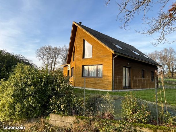 Maison contemporaine 153m2 sur terrain de 1900m2