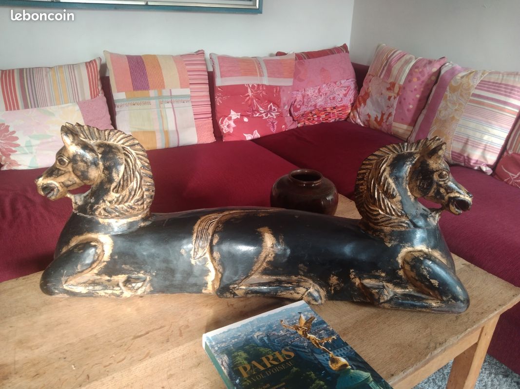 Canapé d angle roche Bobois kenzo designer philippe bouix
Dimensions l 260cm X l 240cm X h 70cm assise (image 4)