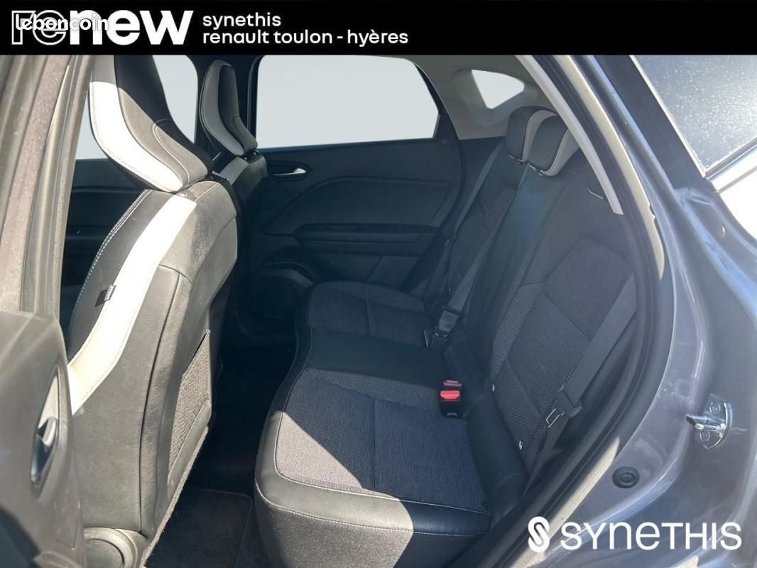 Renault Captur E-Tech 145 - 21 Intens (image 9)