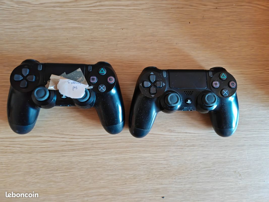 Manette Ne Fonctionne Pas Manette PS4 Nacon HS - Pour Pièces Ou Réparation, Non Fonctionnelle Manette Nacon HS Défectueuse