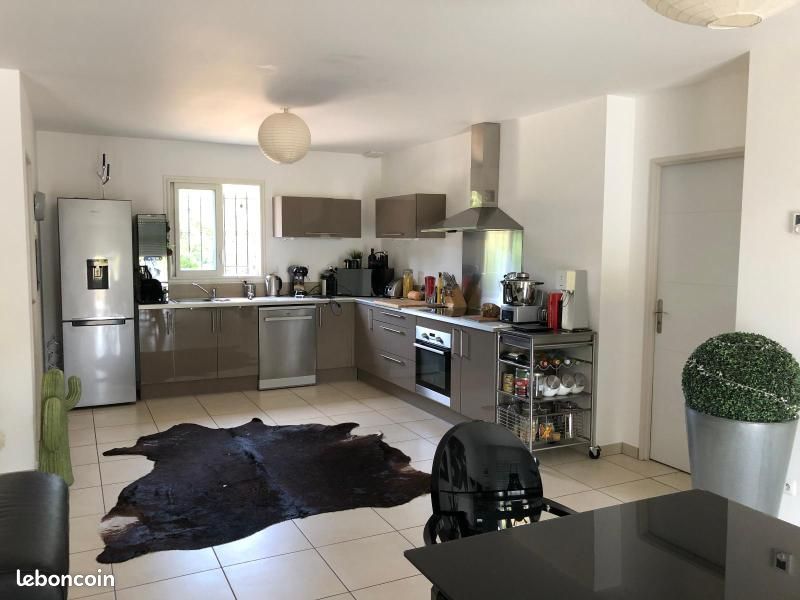 Appartement 4 pièces 134 m² · à Saint-Maximin-la-Sainte-Baume · 134 m² · 1 620 €/mois