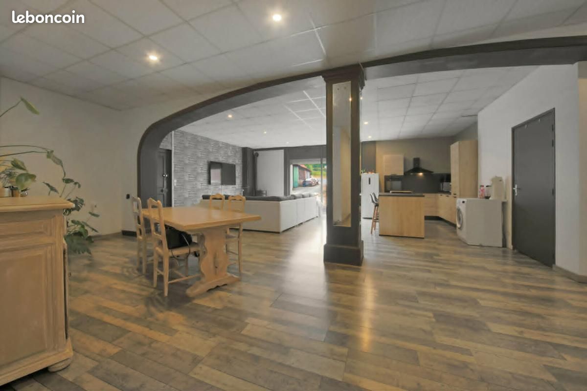 Appartement 5 pièces 140 m² · à Camblain-Châtelain · 140 m² · 98 100 €