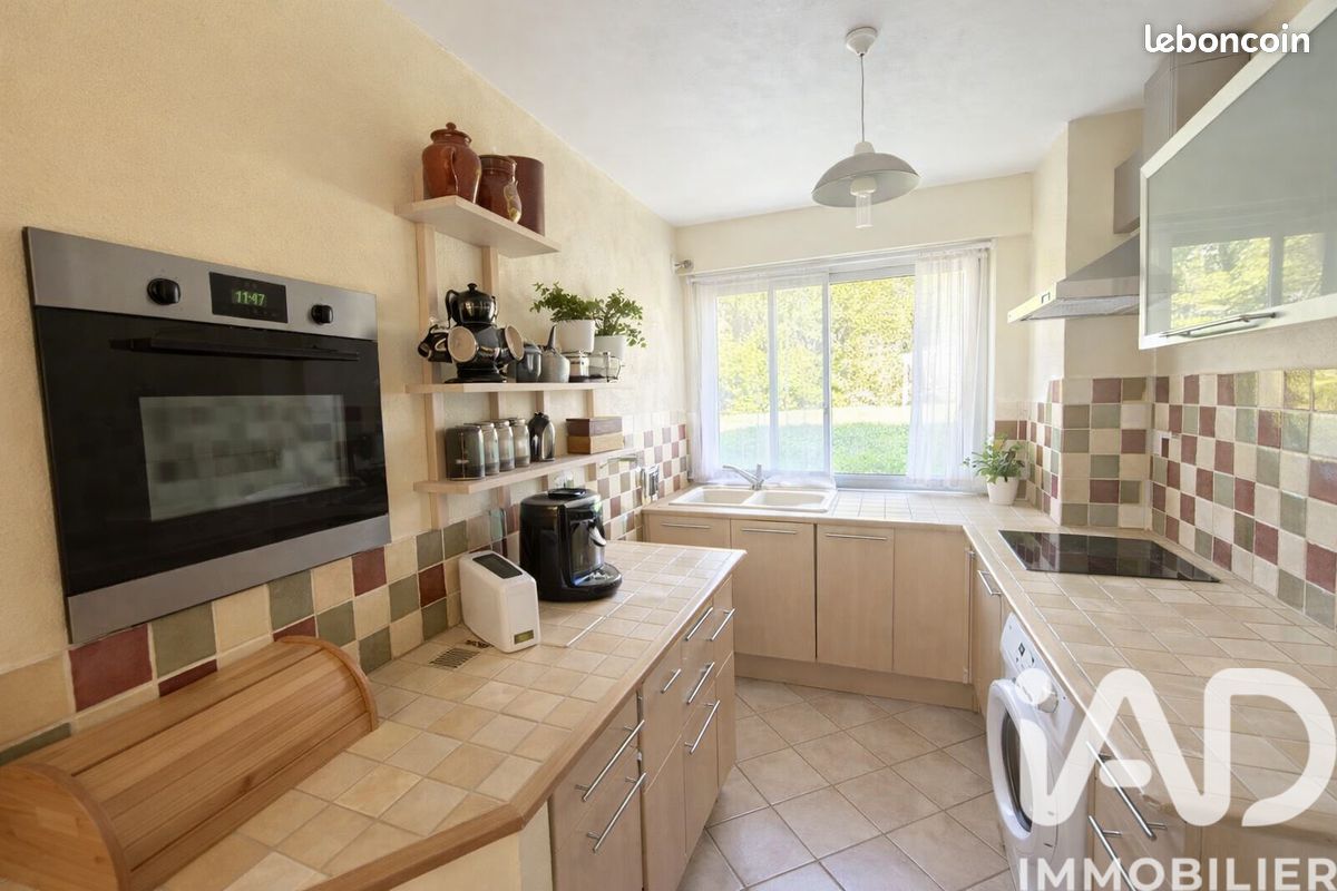 Appartement 2 pièces 51 m² · à Chilly-Mazarin · 51 m² · 149 900 €