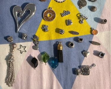 Breloques, charms en laiton n°6 pour création micro-macramé - Bijoux