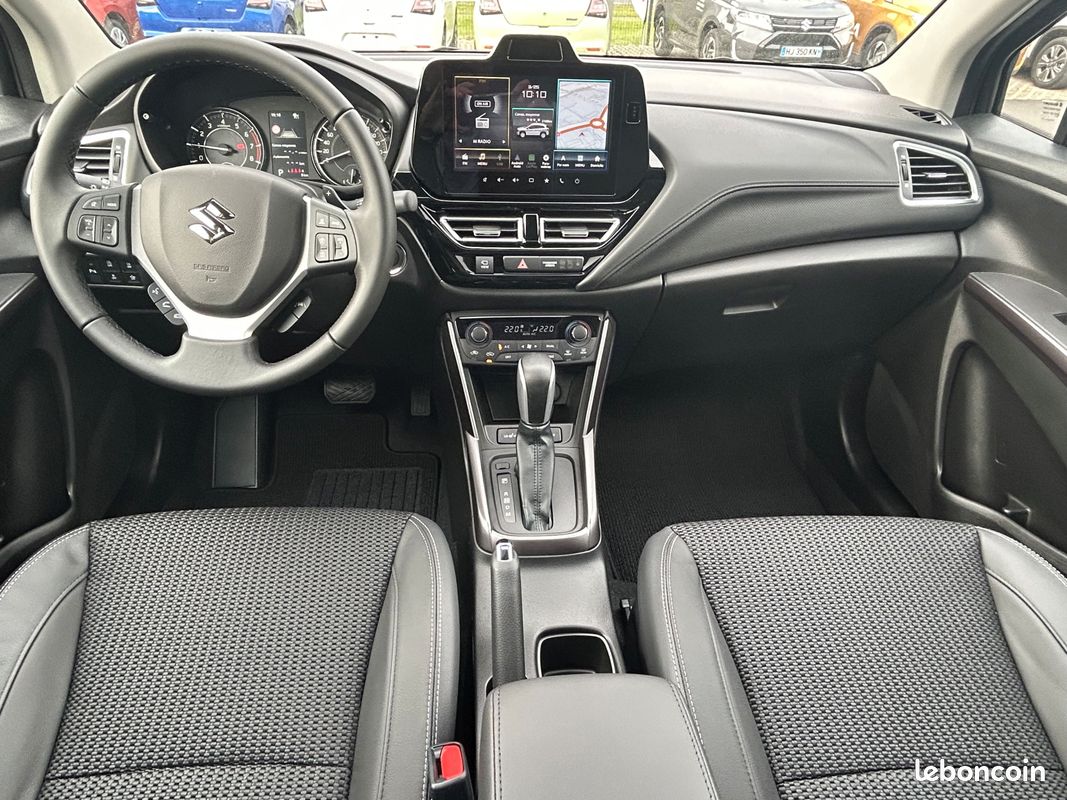 Suzuki scross 1.4l 110cv hybride automatique style (image 8)