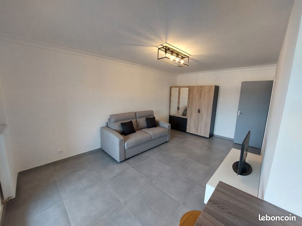 Appartement 1 pièce 28 m² · à Aix-en-Provence · 28 m² · 809 €