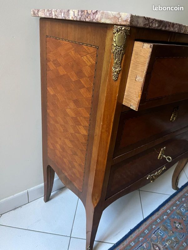 Commode (image 3)