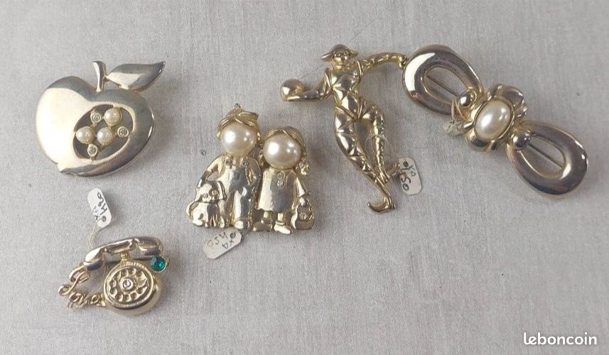 Lot De Broches Anciennes Dorées - Bijoux Vintage D'occasion