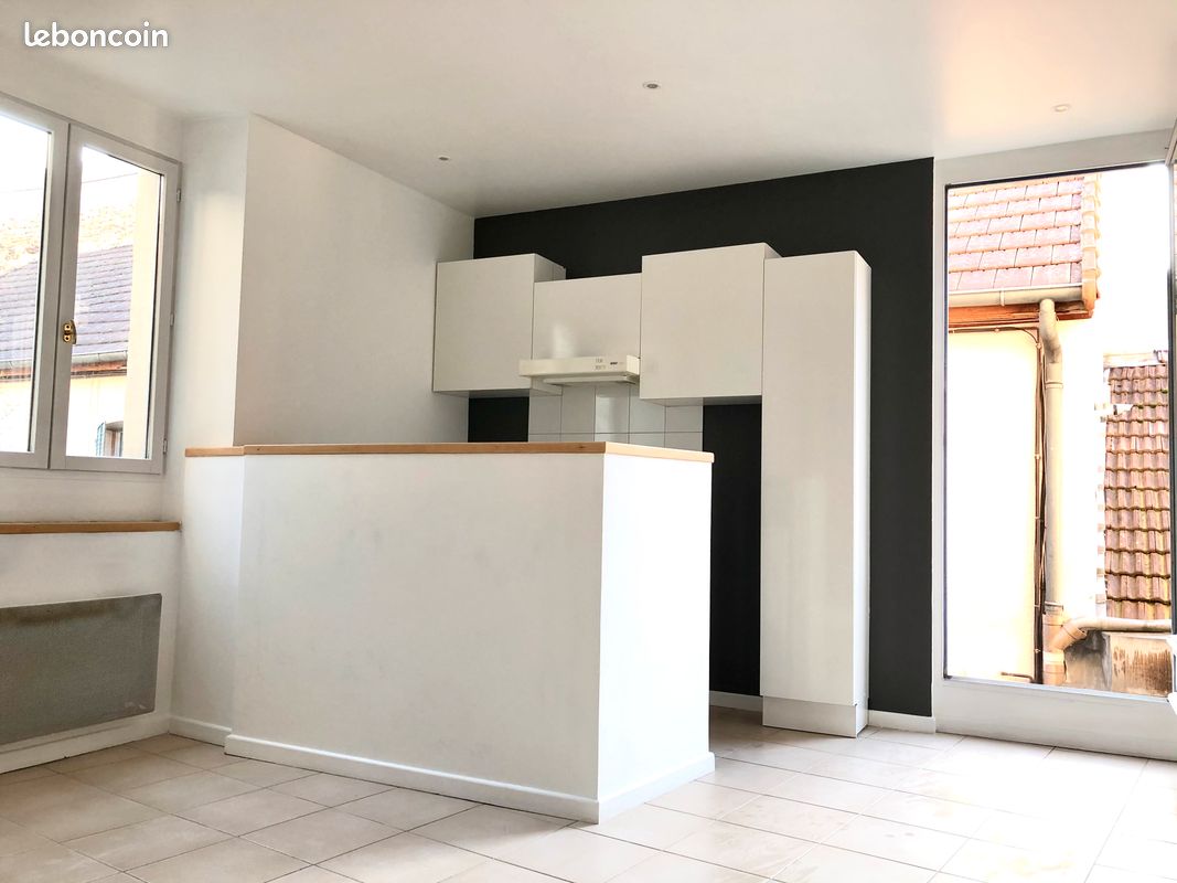 Appartement 2 pièces 35 m² · à Lons-le-Saunier · 35 m² · 570 €/mois