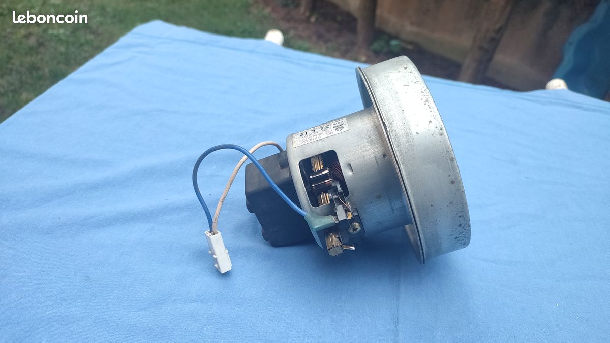 Moteur pour aspirateur DAEWOO VH111CA022 (image 2)