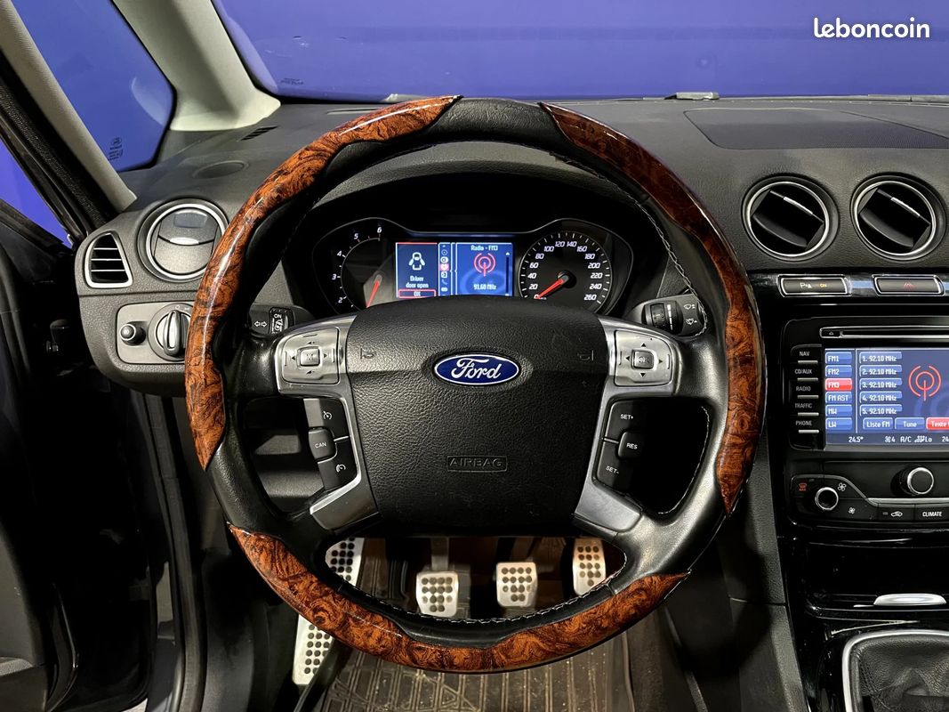 FORD Galaxy 2.0 TDCi 163ch Titanium - 7 Places - Distribution OK - Caméra - Toit panoramique (image 20)