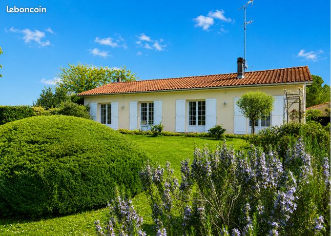 MAISON FAMILIALE AVEC GRANDE PISCINE – 4 CHAMBRES – 3 280 m² DE TERRAIN