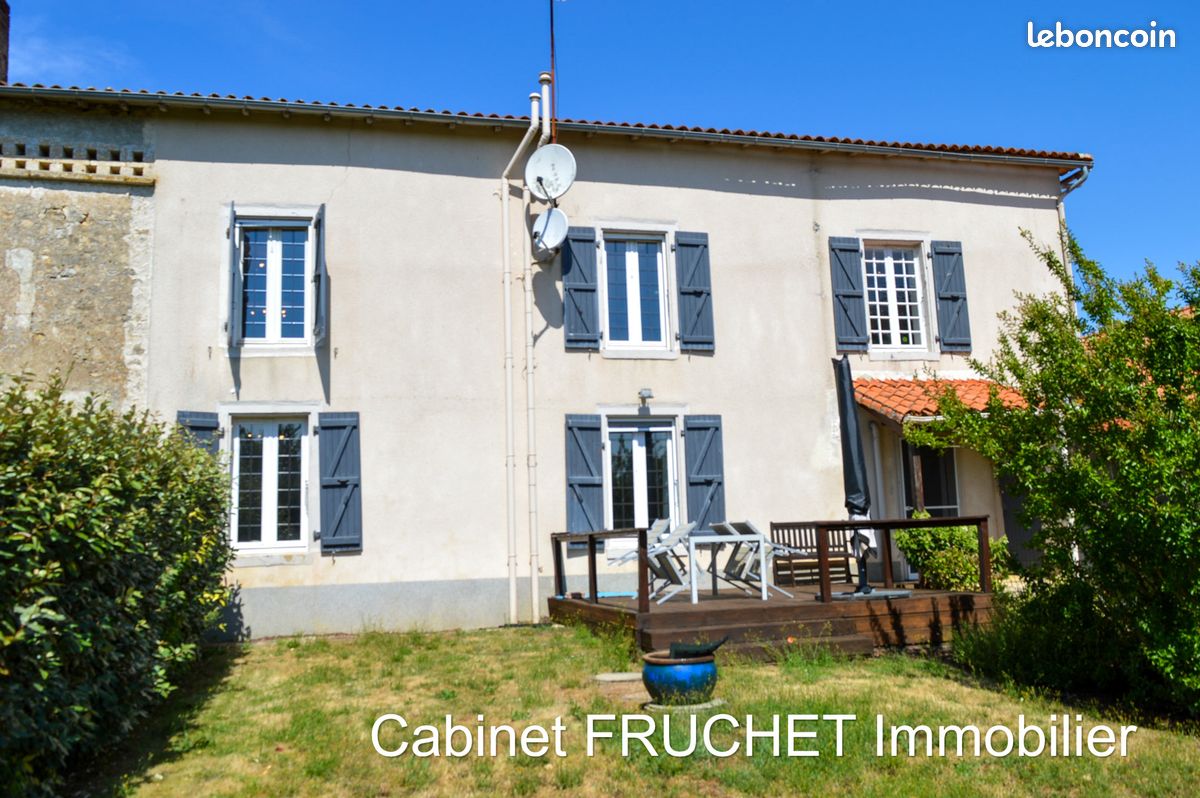 Maison 4 pièces 120 m² · à Saint-Jean-d'Hermine · 120 m² · 135 000 €