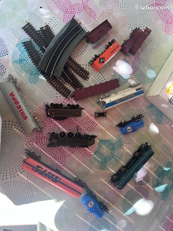 Train miniature (image 2)