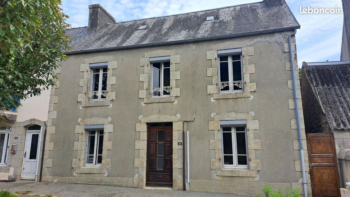 Maison 6 pièces 110 m² · à Guerlesquin · 110 m² · 98 500 €