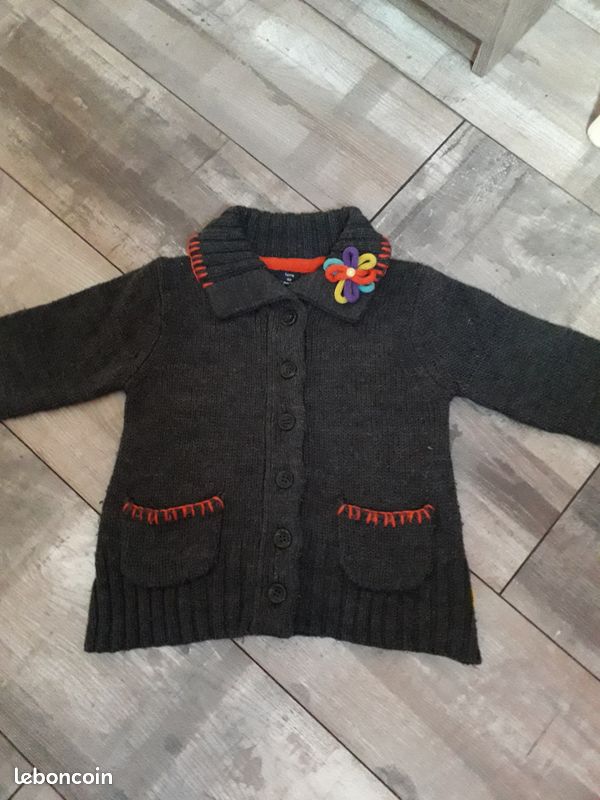 Vêtements fille 4/5 ans (image 2)