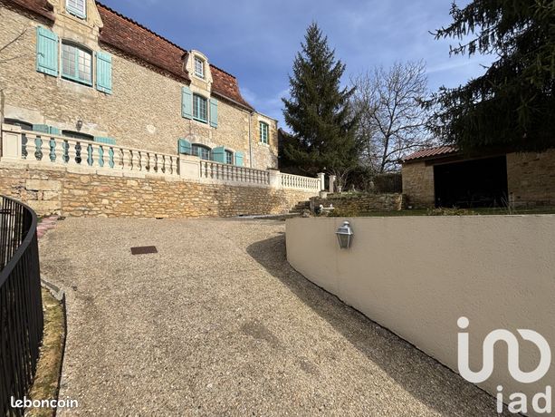 Maison 5 pièces 160 m²