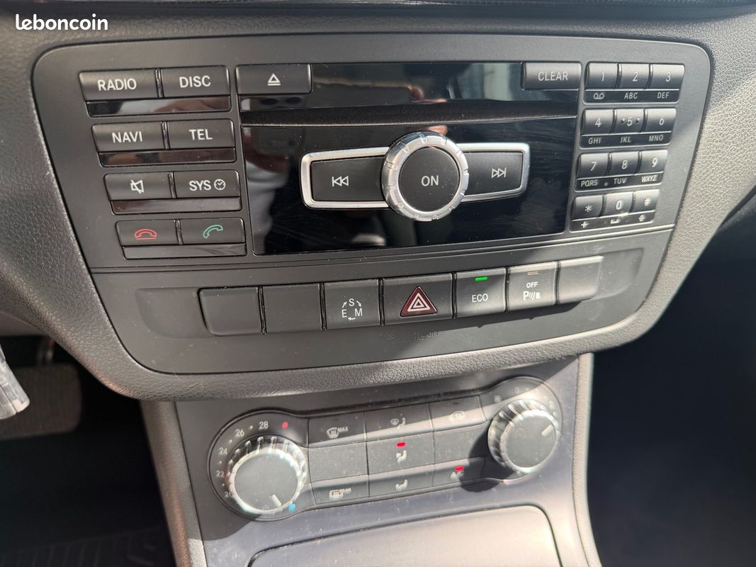 Mercedes Benz CLASSE B 180 CDI 110 CH BVA 7G-DCT / Reprise possible (image 14)