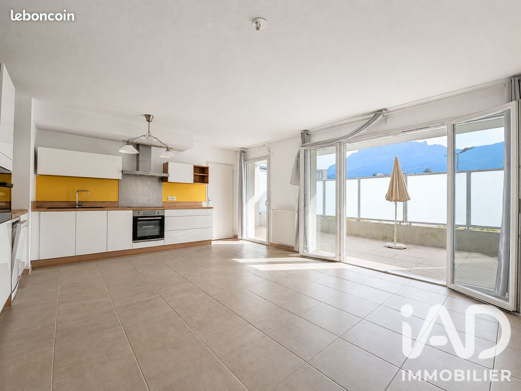 Appartement 4 pièces 85 m² · à Fontaine · 85 m² · 225 000 €