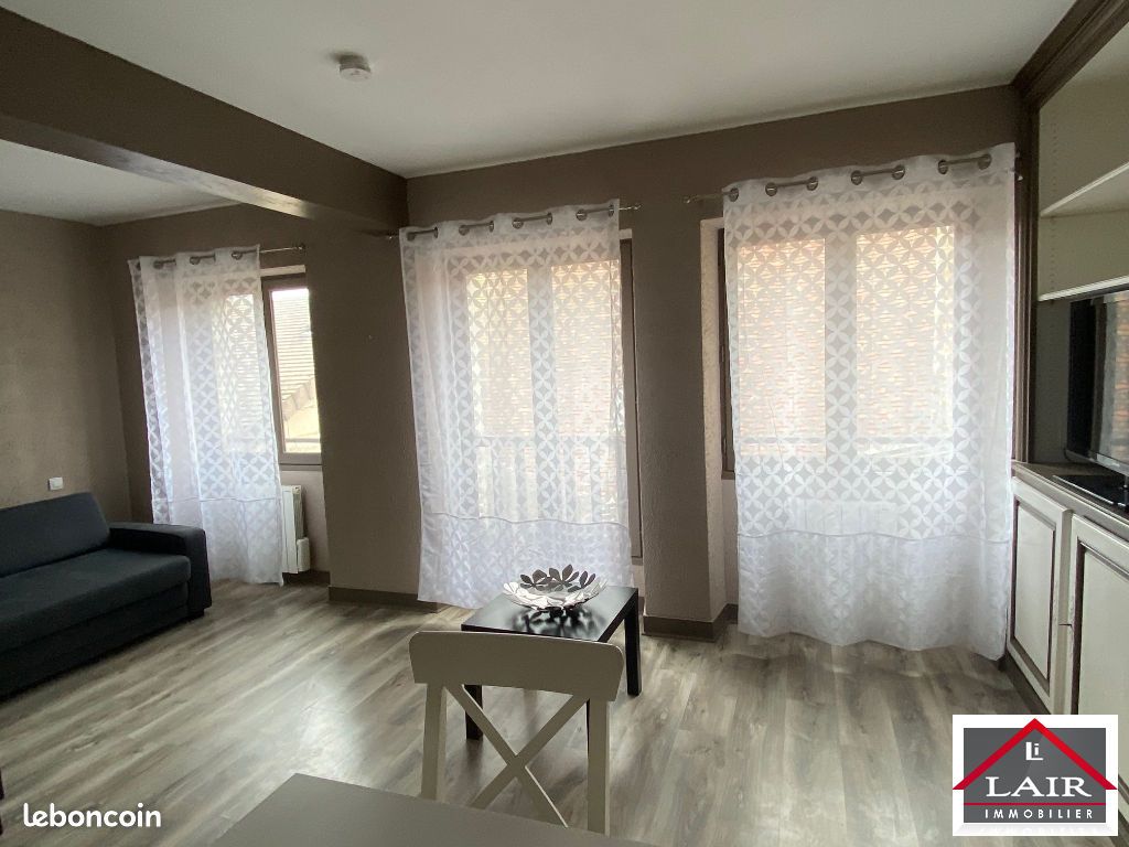 Appartement 1 pièce 25 m² · à Mortagne-au-Perche · 25 m² · 330 €/mois