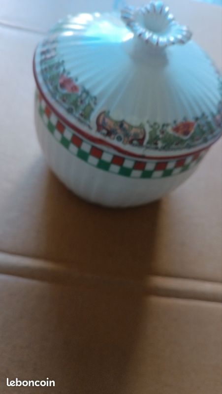 Pot ancien (decor chinois) (image 2)