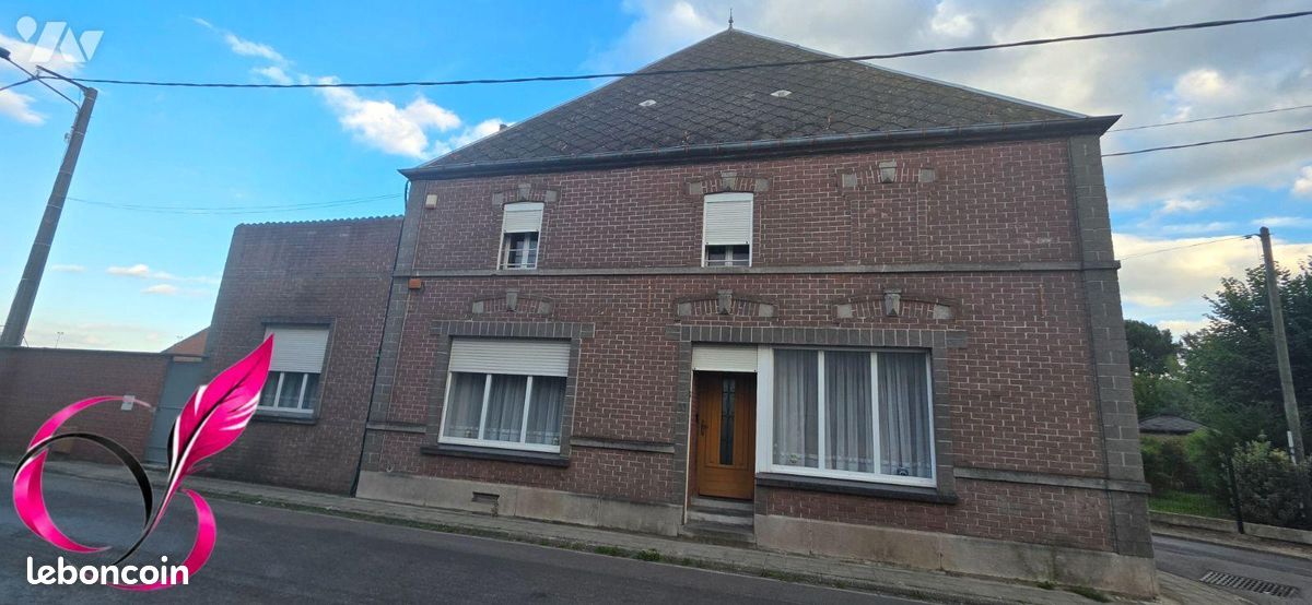 Maison 8 pièces 145 m² · à Hergnies · 145 m² · 160 000 €