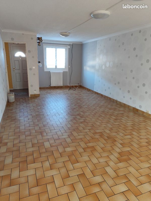 Maison 4 pièces 106 m² · à Bayeux · 106 m² · 1 050 €/mois