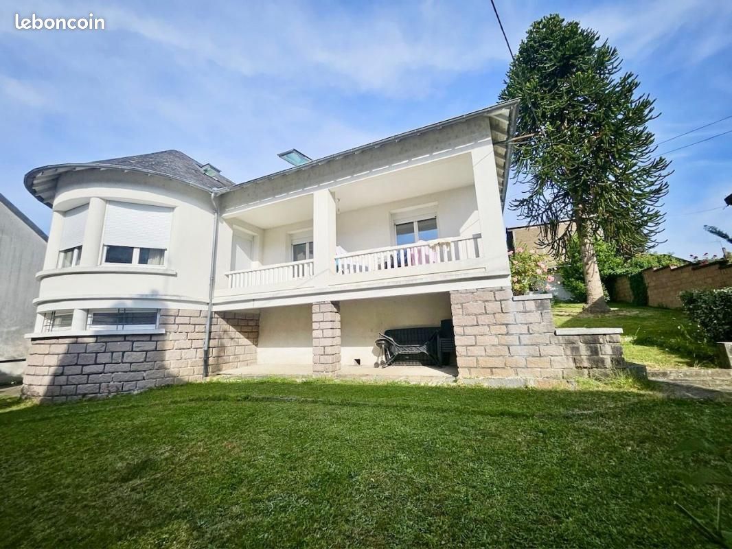 Maison 6 pièces 210 m² · à Tulle · 210 m² · 243 000 €