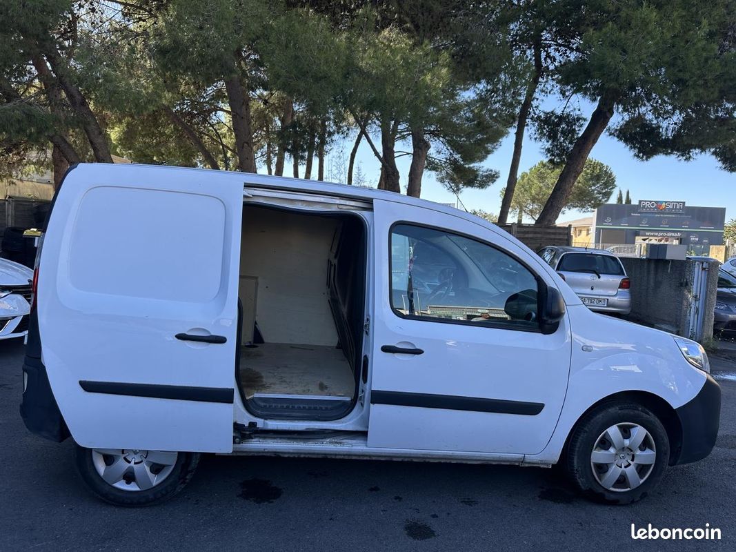 Renault kangoo fourgon 1.5 bluedci 95 extra rlink (image 17)
