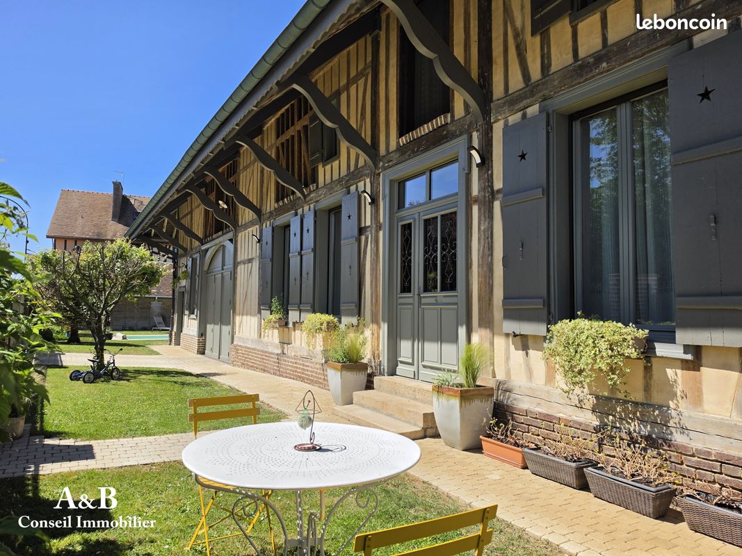 Maison 9 pièces 248 m² · à Saint-Léger-près-Troyes · 248 m² · 498 000 €