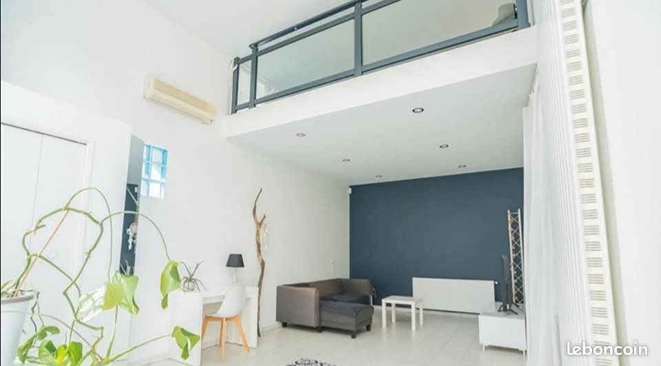 Maison 7 pièces 210 m² · à Carmaux · 210 m² · 238 000 €