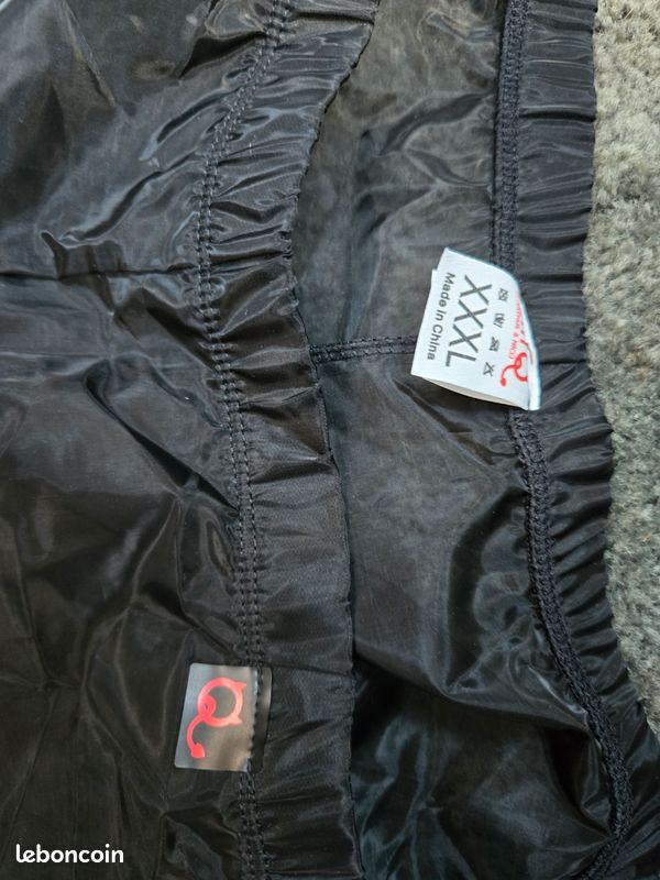 Short homme transparent marque PETIT Q (image 3)