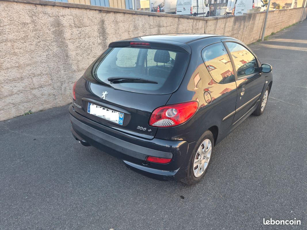 Peugeot 206+ 1.1e 60ch Active Pack 2490e (image 2)