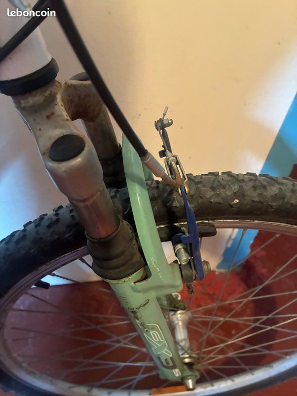 Vélo VTT ado 26 pouces (image 6)