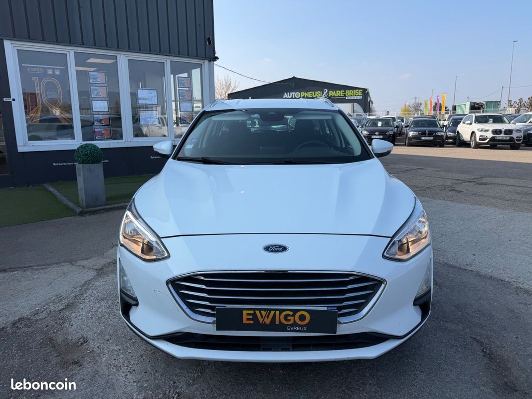 FORD FOCUS BREAK 1.0 ECOBOOST SCTI 125CH TITANIUM - BLUETOOTH - GPS - CROCHET D'ATTELAGE - RADAR DE RECUl (image 9)