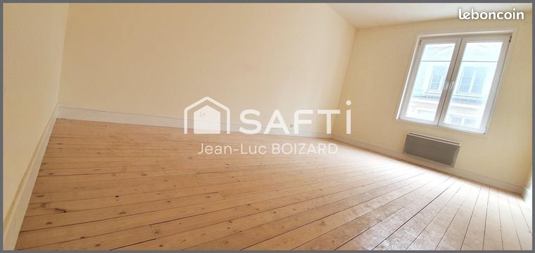 https://img.leboncoin.fr/api/v1/lbcpb1/images/83/0c/96/830c96523aa534fc7e69967a82f62b3523e73b8a.jpg?rule=ad-image