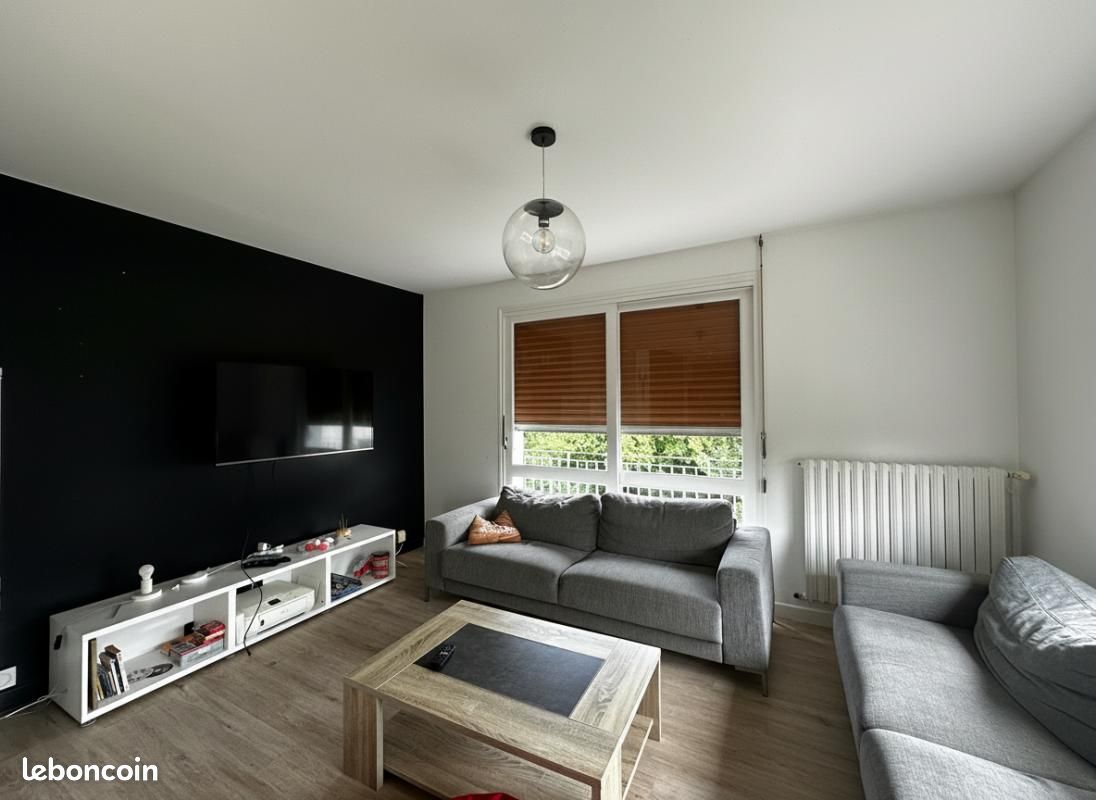 Appartement 10 pièces 12 m² · à Angers · 12 m² · 450 €/mois