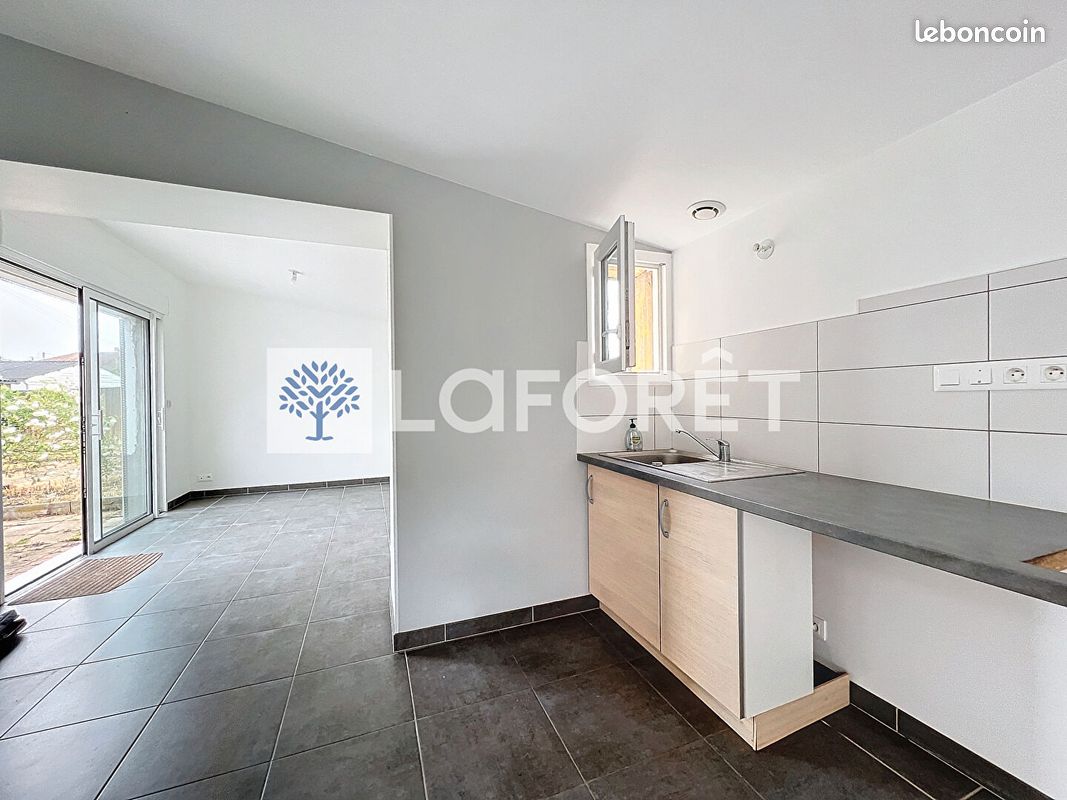 Maison 4 pièces 76 m² - Thouars 79100 (image principale 0)