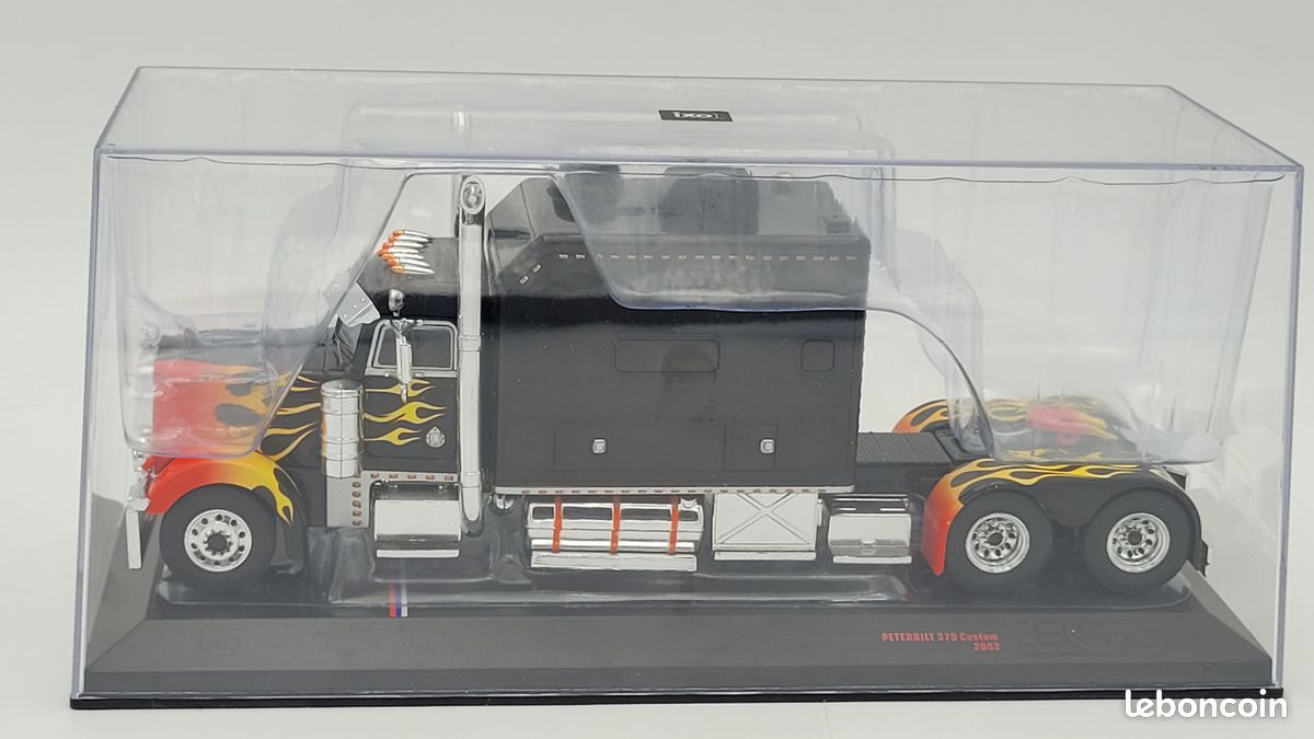 IXO Peterbilt 379 2002 Custom Noir Flammes 1/43 - Neuf (Prévente)