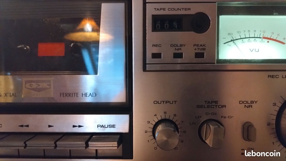 Lecteur enregistreur de cassettes Akai GXC-709D