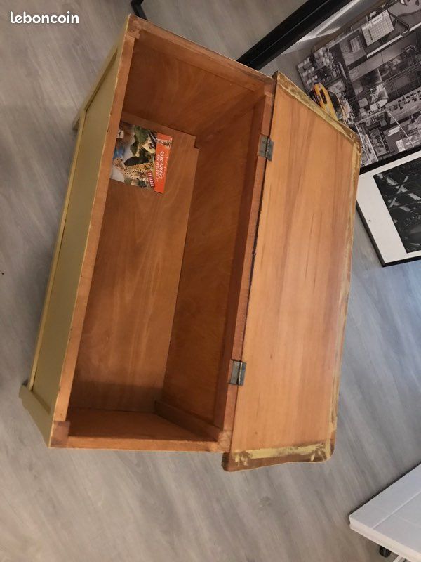 Coffre de rangement en bois solide (image 3)
