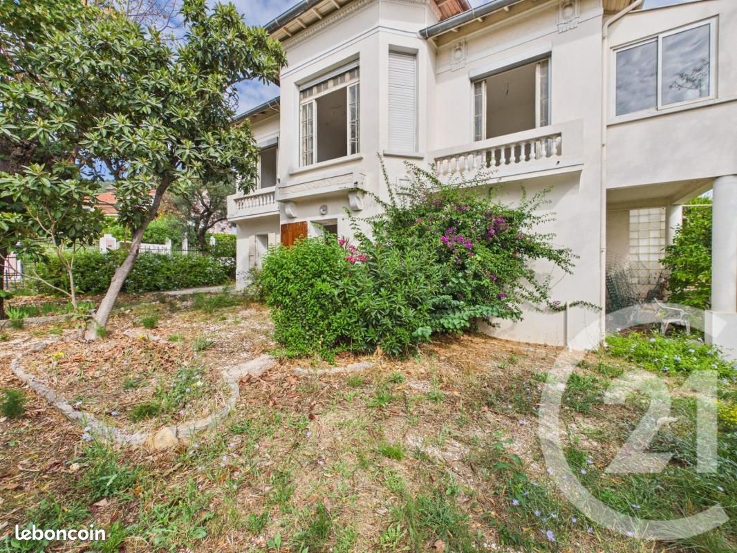 Maison 5 pièces 109 m² · à Toulon · 109 m² · 396 000 €