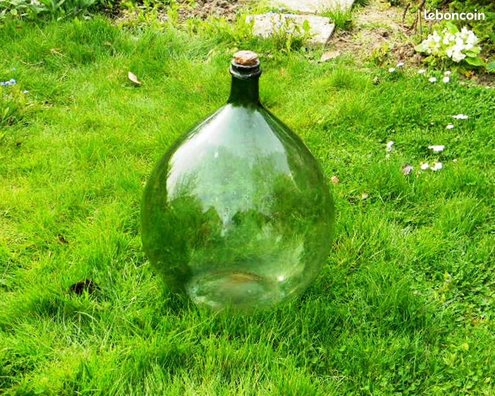 ANCIENNE BONBONNE DAME JEANNE 30 l. VERRE SOUFFLÉ (image 1)
