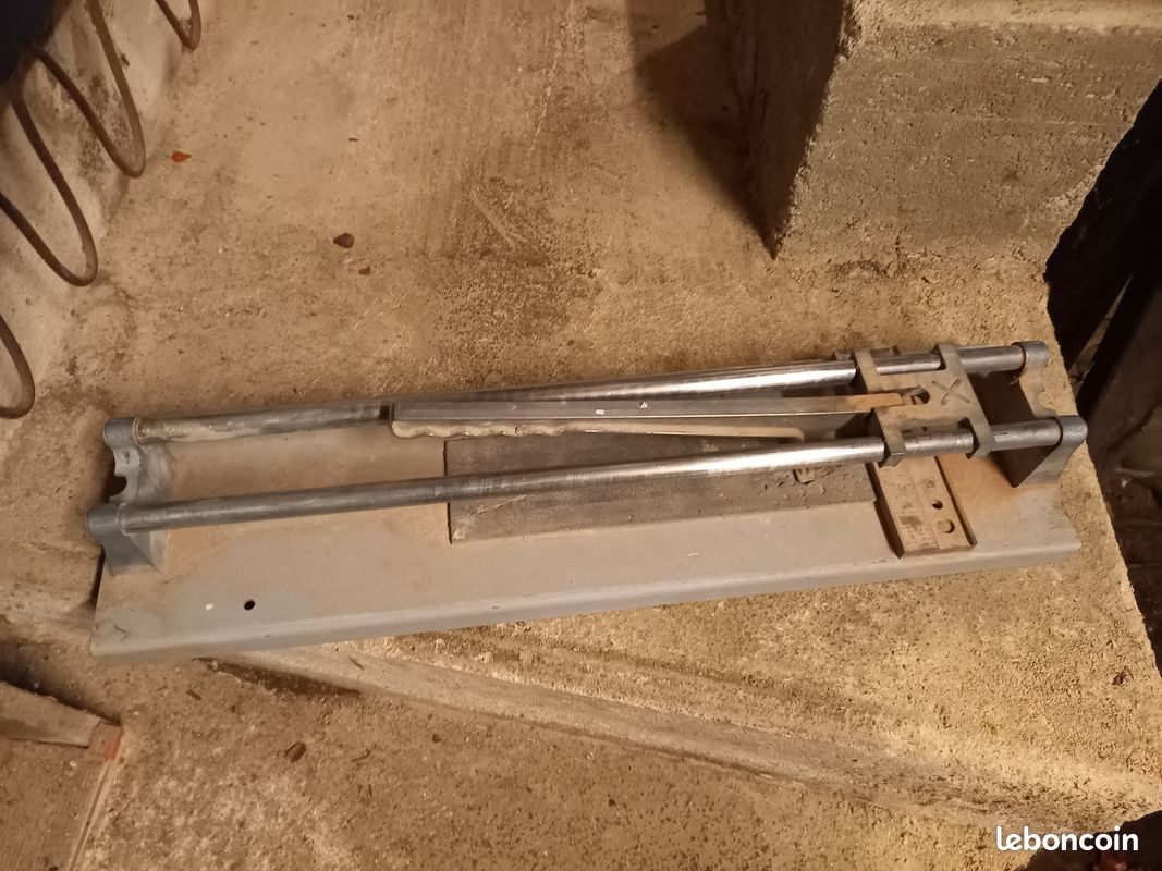 Carrelette carreaux 40 cm (image 1)
