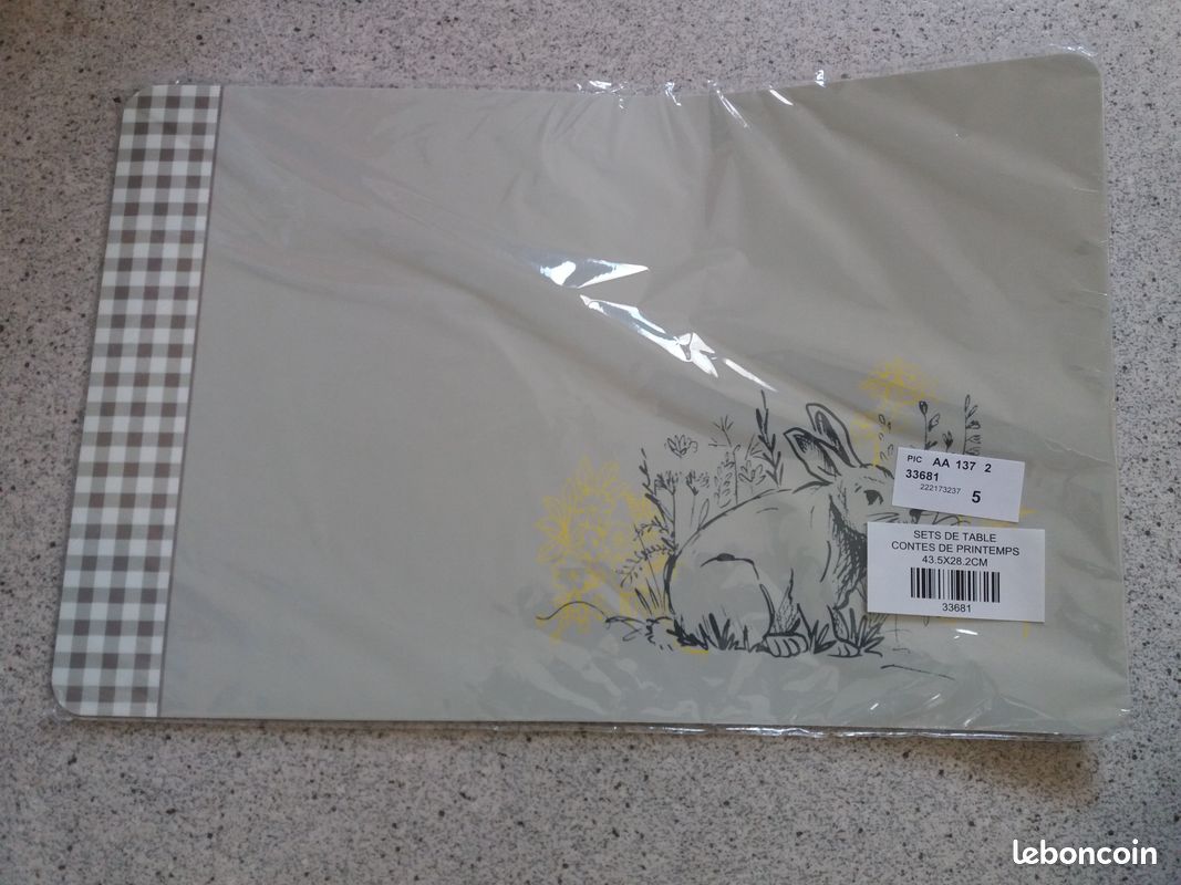 Lots sets et serviettes de table lapin (neuf) (image 3)