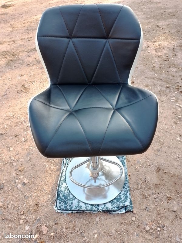 Chaise bar ou coiffure (image 1)