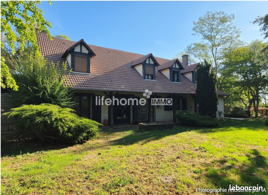 Maison 6 pièces 210 m² · à Thevet-Saint-Julien · 210 m² · 265 000 €