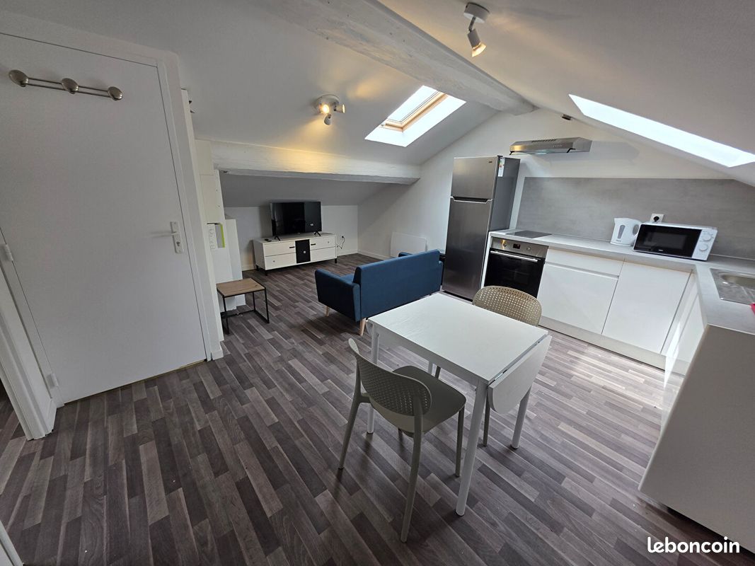 Appartement 2 pièces 18 m² · à Nantua · 18 m² · 465 €/mois